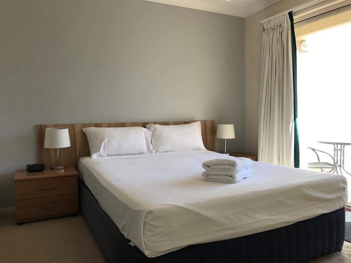 Sunset Island Resort Gold Coast Buitenkant foto