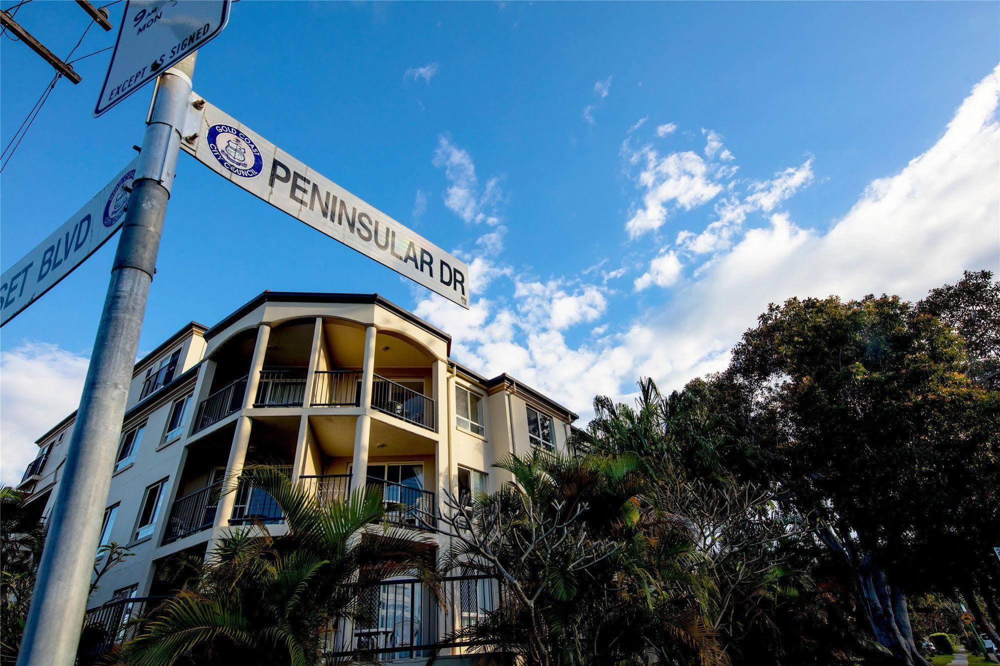 Sunset Island Resort Gold Coast Buitenkant foto