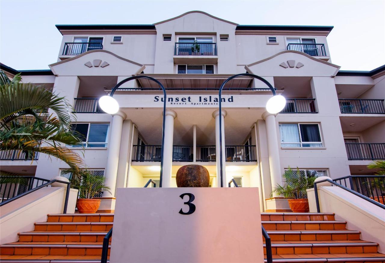 Sunset Island Resort Gold Coast Buitenkant foto